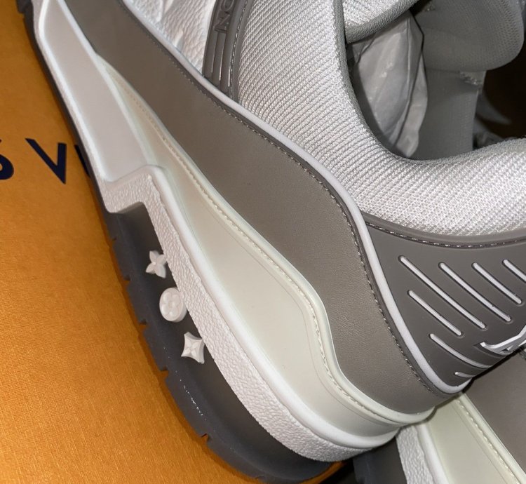 Louis Vuitton Trainers Lv14
