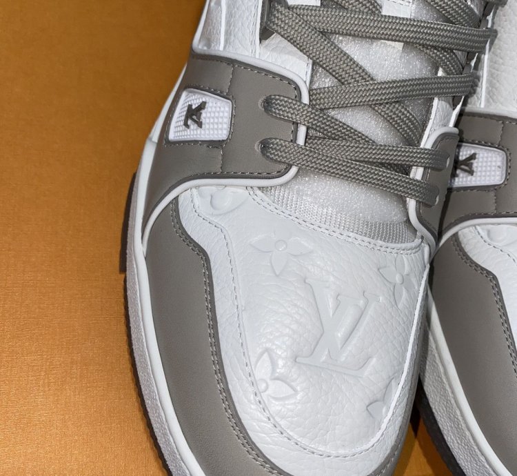 Louis Vuitton Trainers Lv14