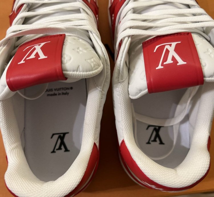 Louis Vuitton Trainers Red 54