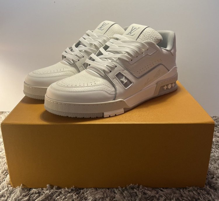 Louis Vuitton Trainers White