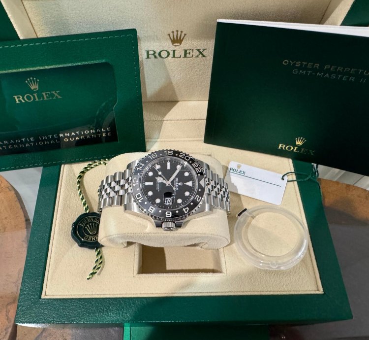 Rolex Gmt-master Ii 40 Mm Jubilee New Fullset 2025