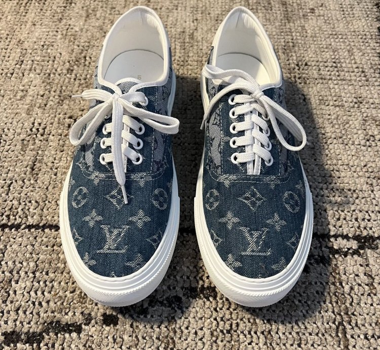 Louis Vuitton Trocadero Richelieu Low Top Sneakers In Denim