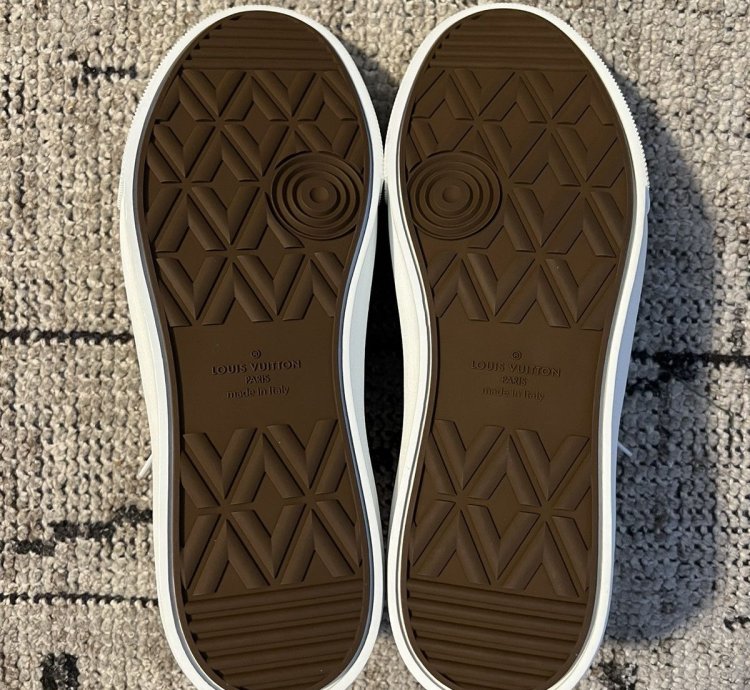 Louis Vuitton Trocadero Richelieu Low Top Sneakers In Denim