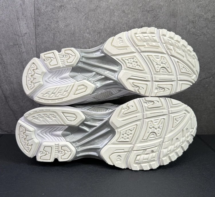 Asics Gel-kayano 14 Jjjjound Silver White