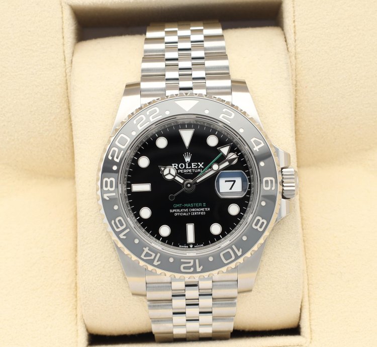 Rolex Gmt-master Ii 40 New 126710grnr 2025 New Box Papers International Warranty