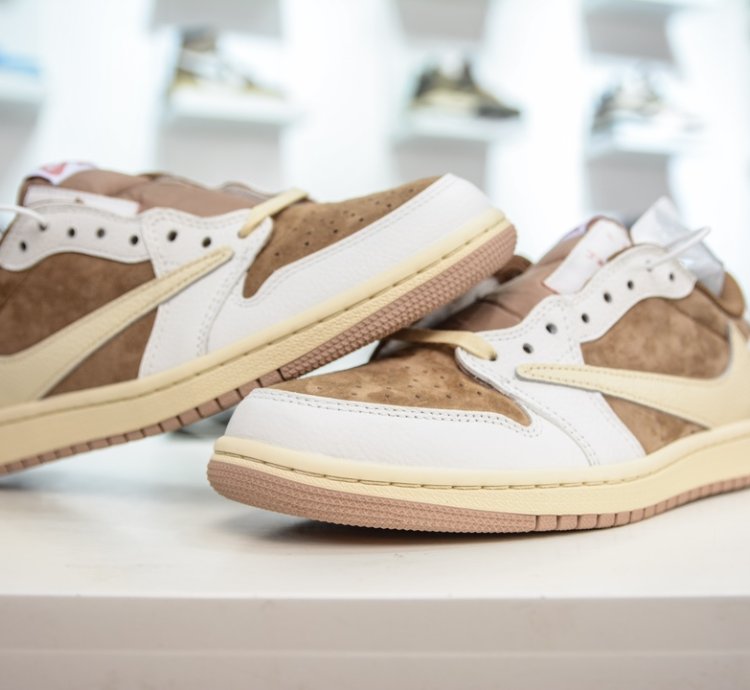 260 Travis Scott X Jordan Air Jordan 1 Low Canary Round Fg54h