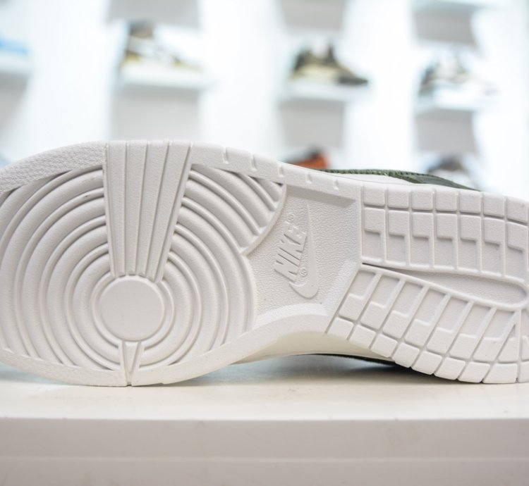 300 Lv X Nike Dunk Low Embossed White And Green Print Dq1098-362 213fd