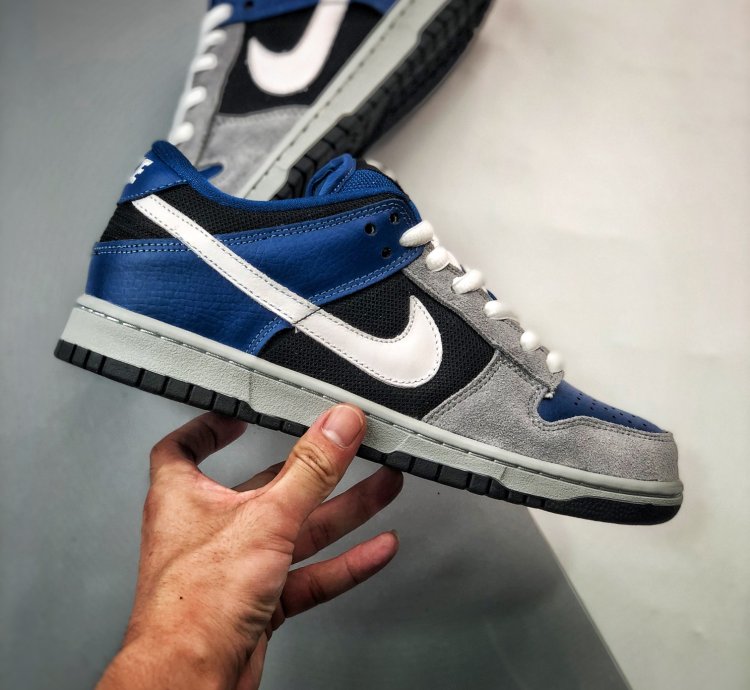 Nike Sb Dunk Low Futura Black Whitenightshadeshark For