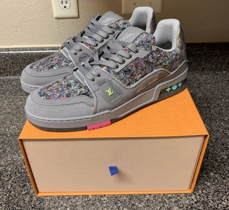 Louis Vuitton Virgil Abloh Ss21 Trainer Grey Volt Pink Lv8