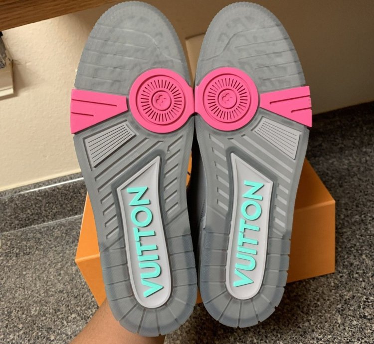 Louis Vuitton Virgil Abloh Ss21 Trainer Grey Volt Pink Lv8