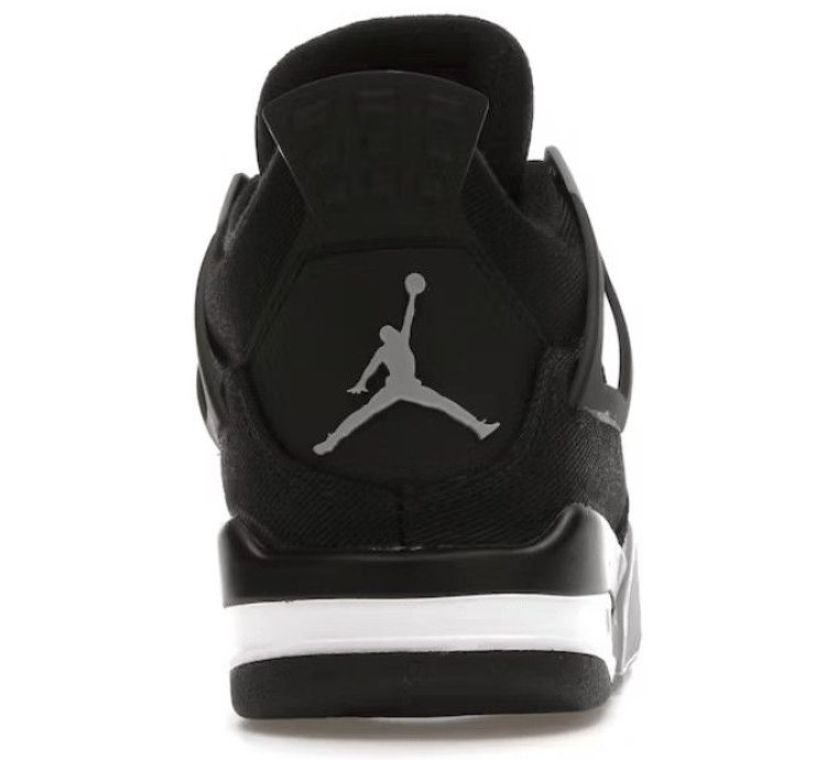 4 Retro Black Canvas gs