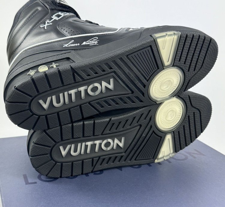 Louis Vuitton X408 Led Fiber Optic Light Up Black Sneaker