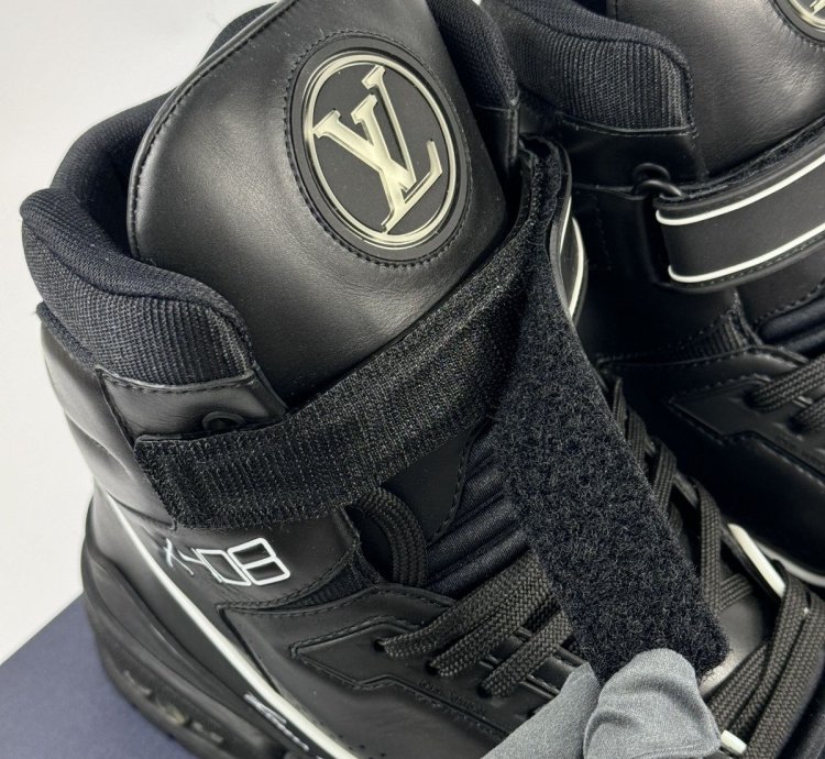 Louis Vuitton X408 Led Fiber Optic Light Up Black Sneaker