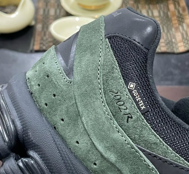 New Balance 2002r Gore-tex Jjjjound Pine