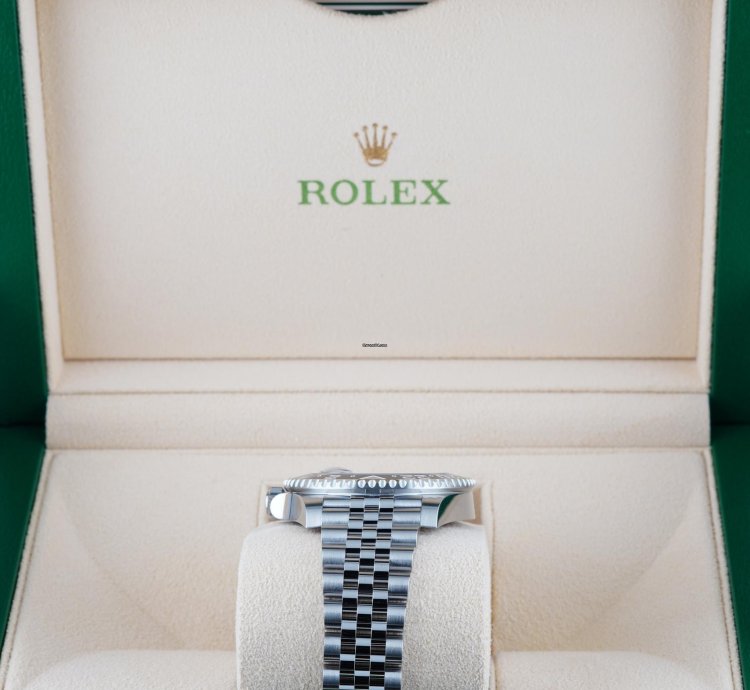Rolex Gmt-master Ii Aka The Bruce Wayne 2024 Full Set