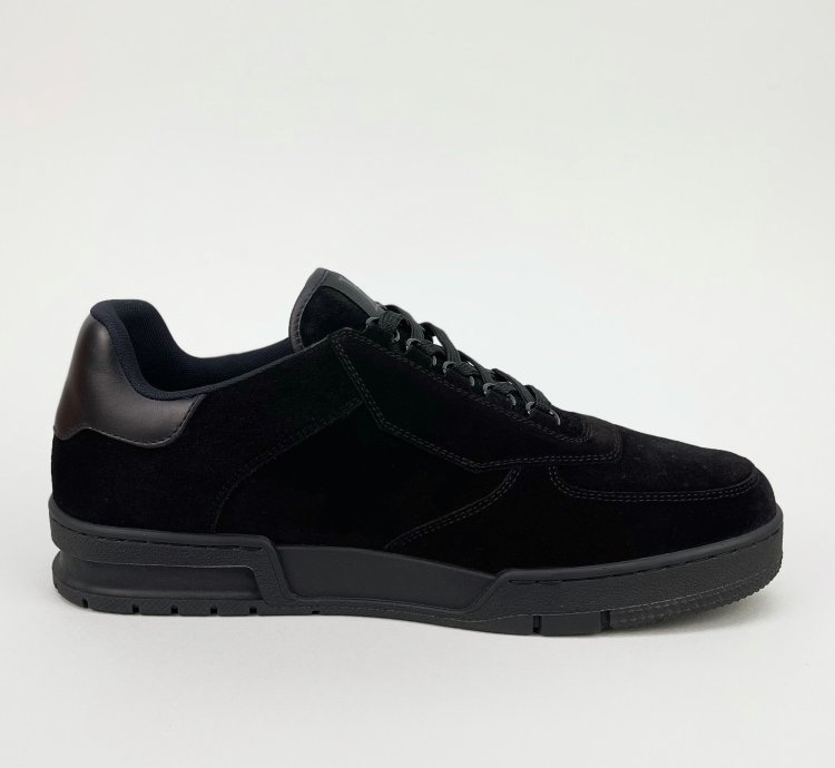 Low Top Sneaker Black Suede Lv Monogram