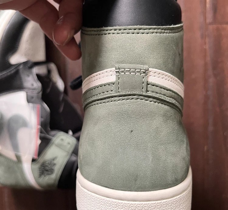 Air Jordan 1 Retro High Og clay Green
