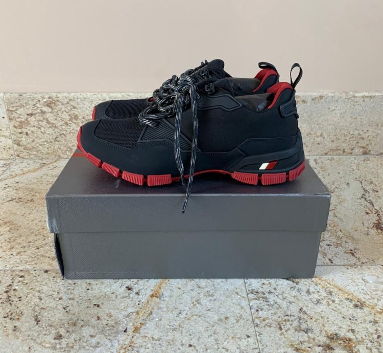 Low Top Trainers In Black Rubio