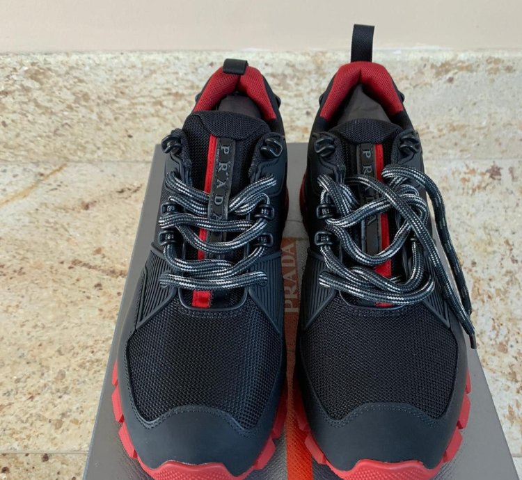 Low Top Trainers In Black Rubio