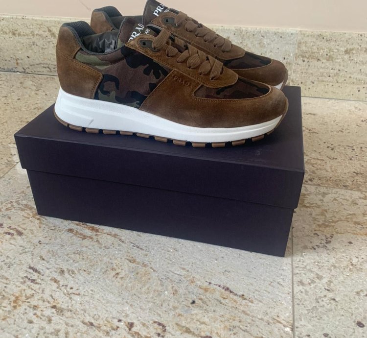 Low Top Trainers In Sigaro Mimetico