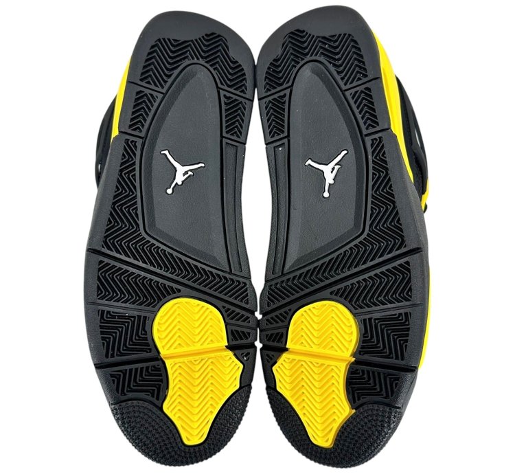 4 Retro Thunder 2023