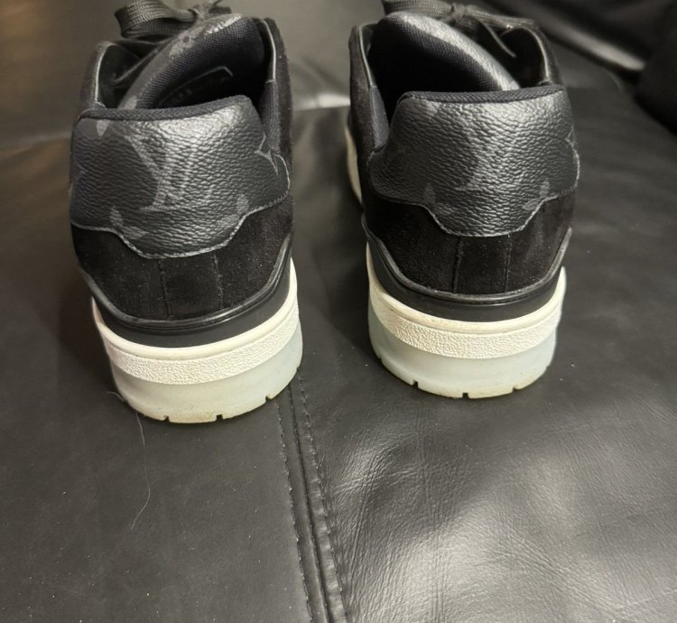 Luis Vuitton Virgil Abloh Sneaker