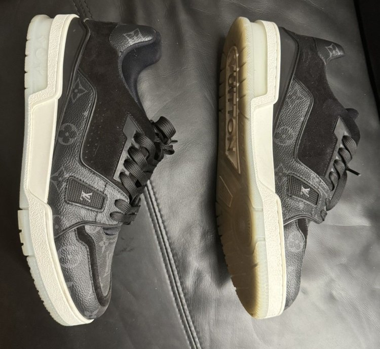 Luis Vuitton Virgil Abloh Sneaker