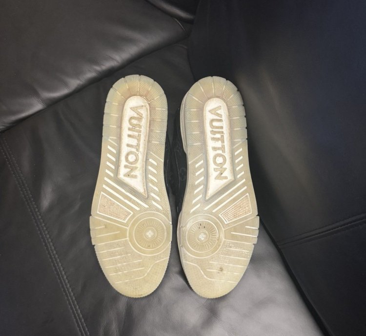 Luis Vuitton Virgil Abloh Sneaker