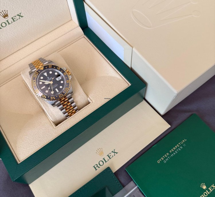 Rolex Gmt-master Ii Box And Papers No Scratches Worn On Special Occasions Only
