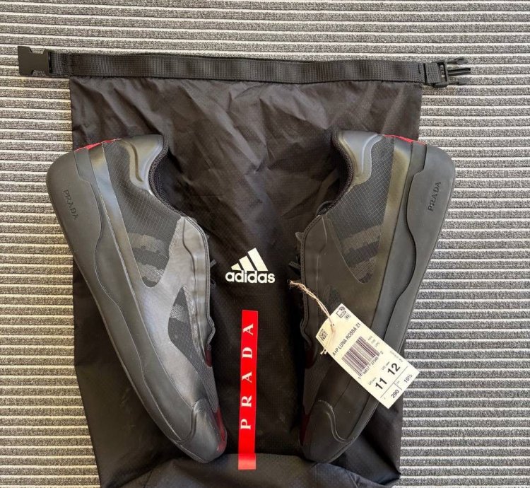 Luna Rossa 21 Prada Adidas Sportswear Yachting Club