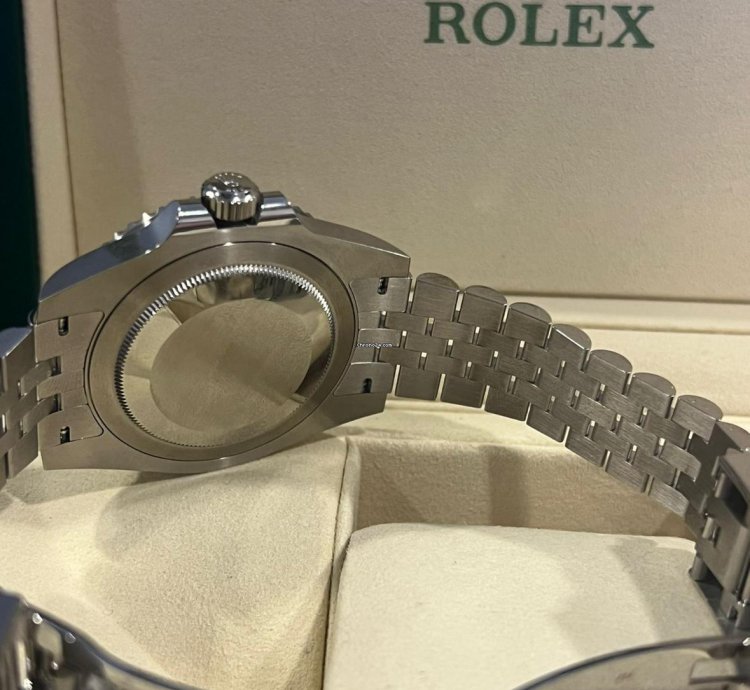 Rolex Gmt-master Ii Bruce Wayne - 126710grnr - 2024