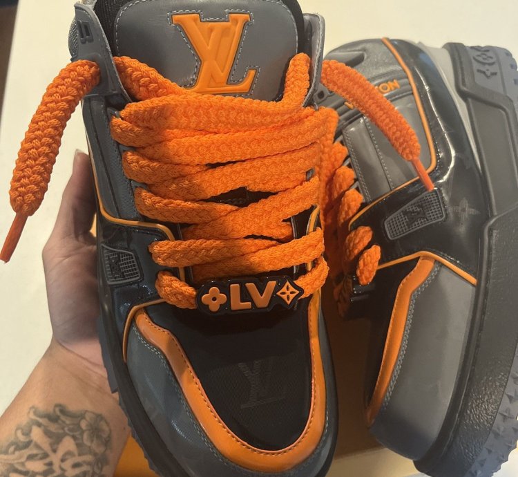 Lv Maxi Trainer Black Orange Sz11 5us