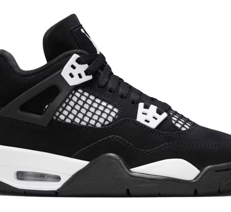 4 Retro White Thunder