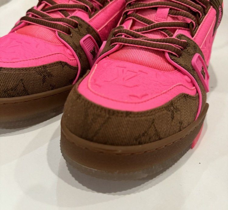 Lv Monogram Trainer Pink Brown