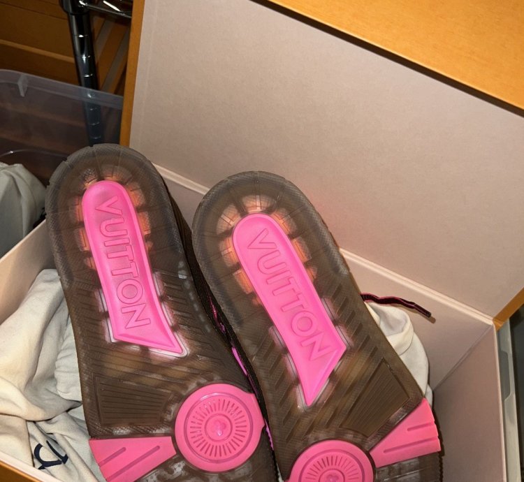 Lv Monogram Trainers Lv7 Us9