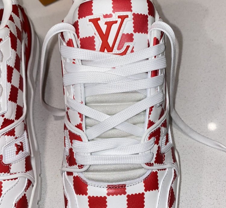 Lv Nigo Trainers Lv8