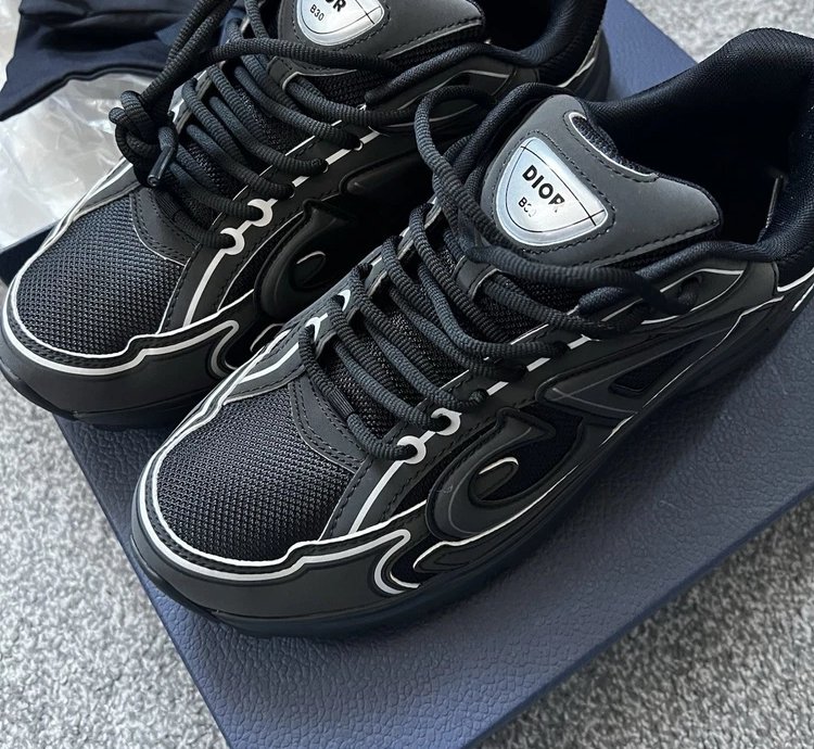 Dior B30 Low-top Sneakers black