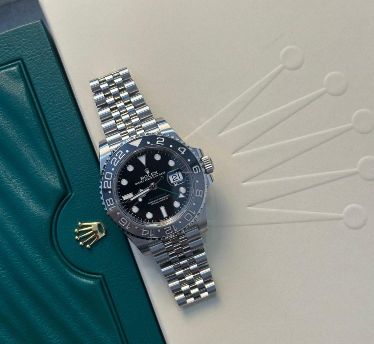 Rolex Gmt-master Ii Bruce Wayne 126710grnr Jubilee 2025