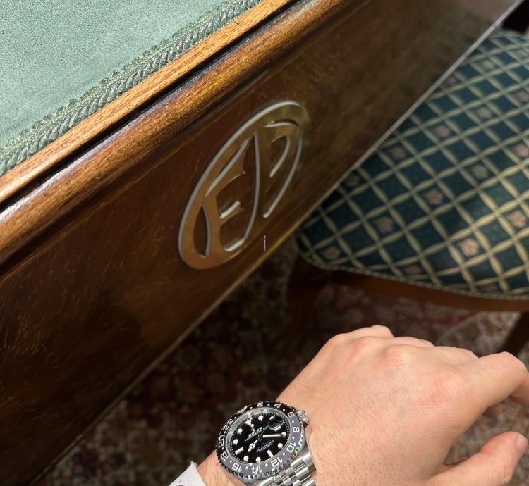 Rolex Gmt-master Ii Bruce Wayne 126710grnr Jubilee Grey Black