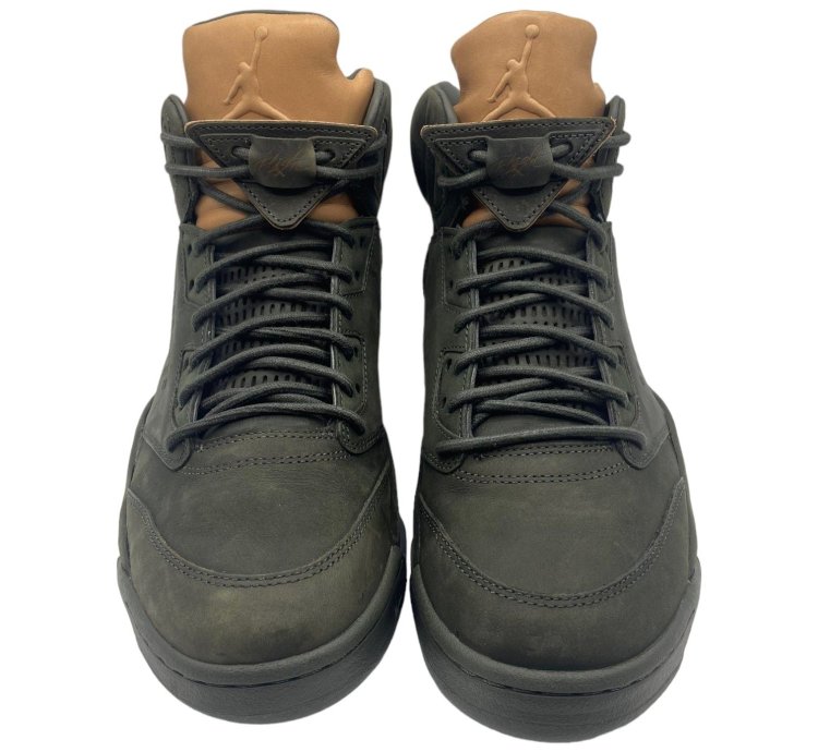 5 Retro Take Flight
