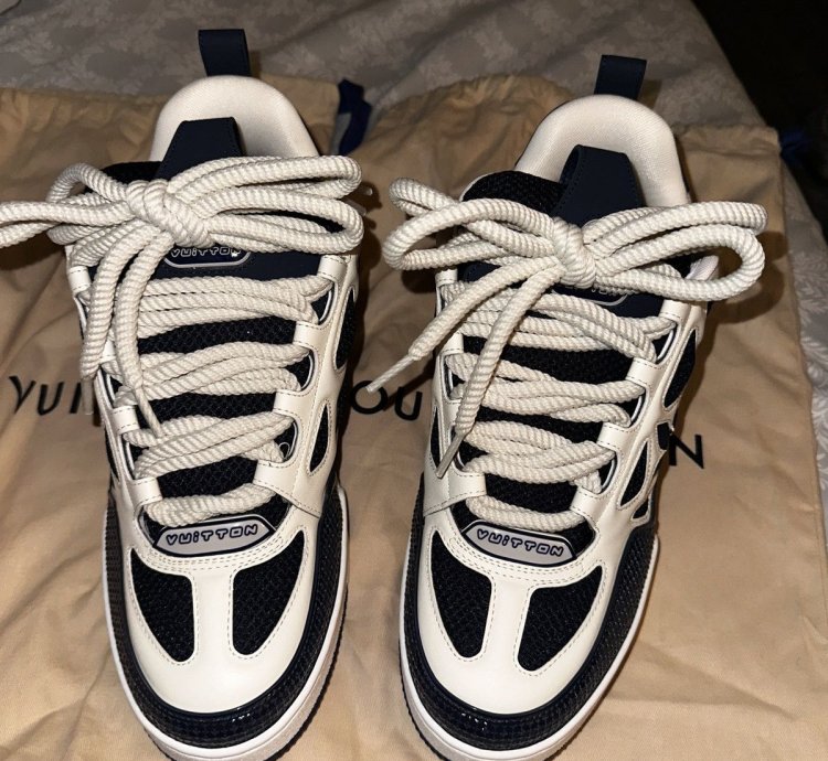Lv Skate Sneaker fits Like Size 10