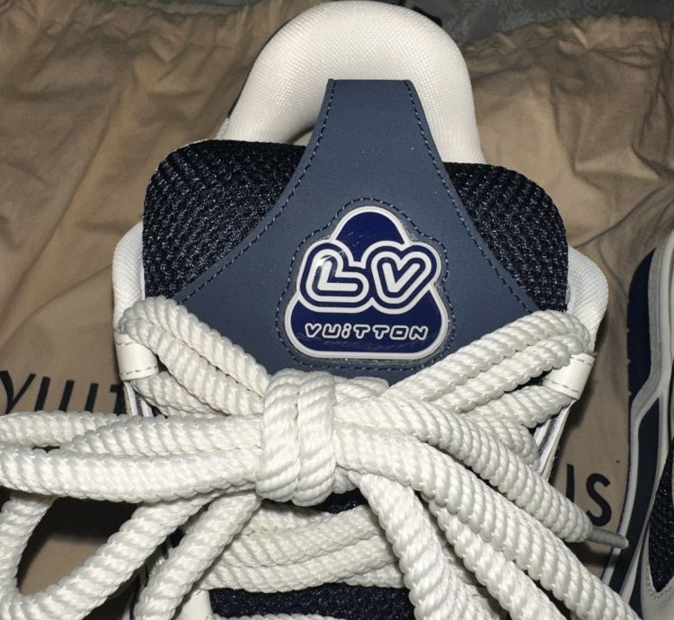 Lv Skate Sneaker fits Like Size 10