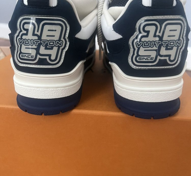 Lv Skate Sneakers