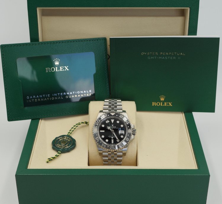 Rolex Gmt-master Ii Bruce Wayne Jubilee 126710grnr 2025 Full Set