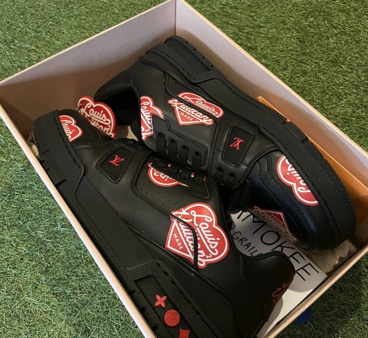 Lv Trainer Ft Nigo Black Red Hearts