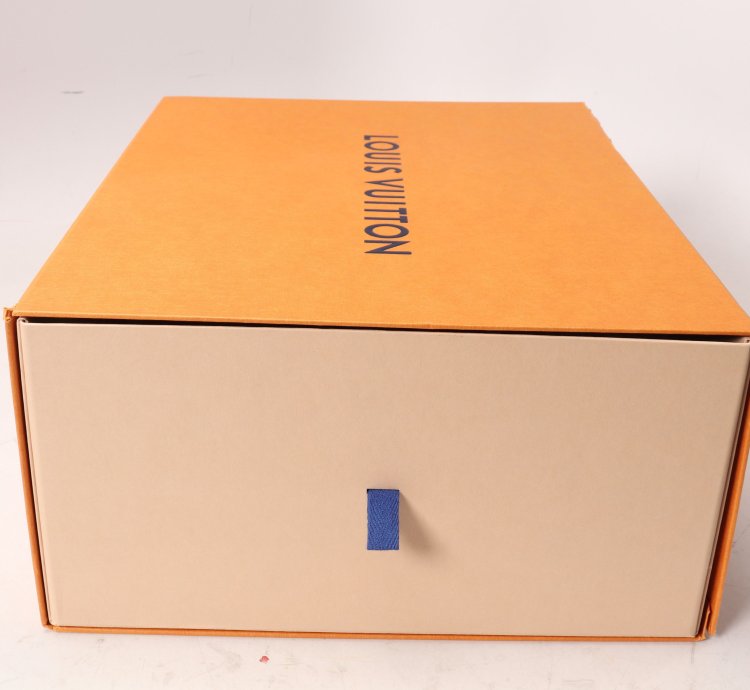 Lv Trainer Grey White Uk 7