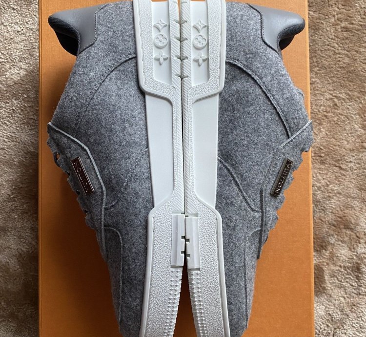 Lv Trainer Gris Wooly Fabric - Fw 19 Men Show