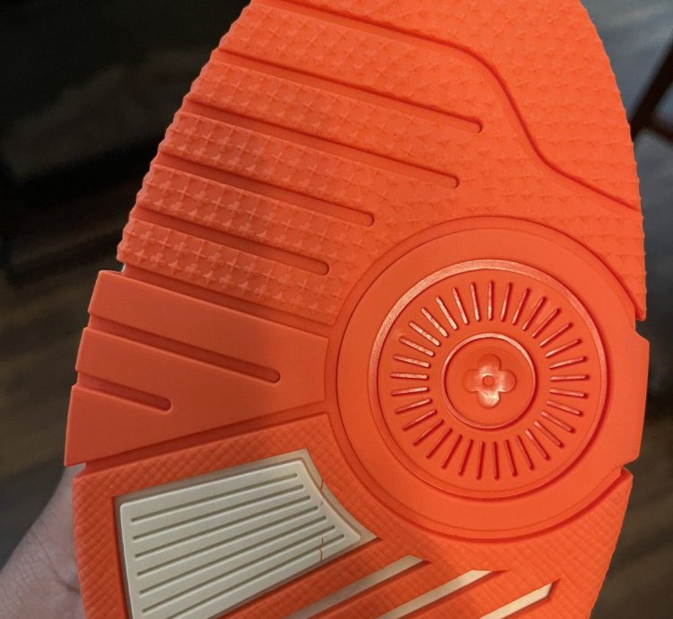 Lv Trainer Orange Size 12 lv Size 9