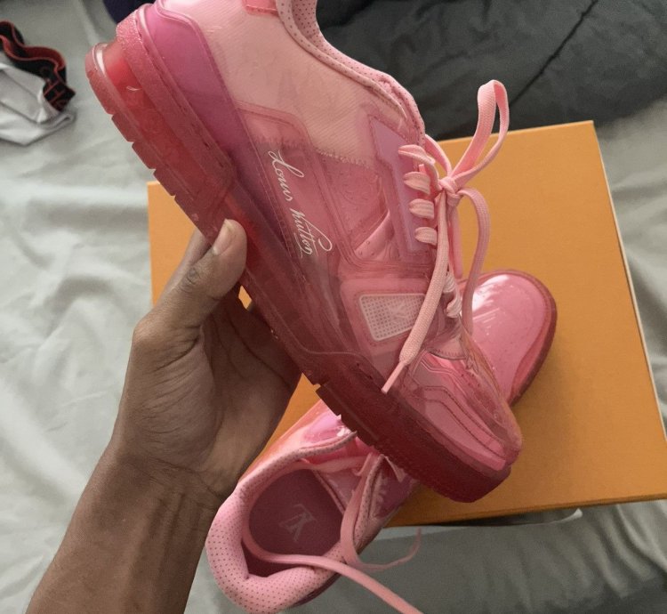 Lv Trainer Sneaker