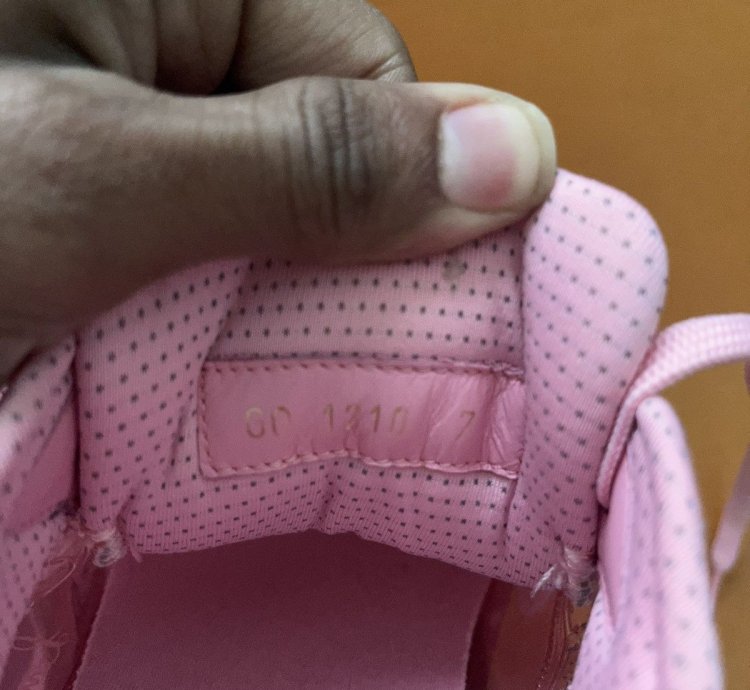 Lv Trainer Sneaker